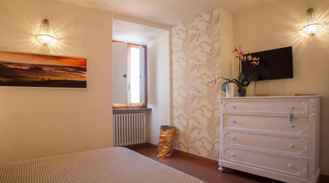 Appartamento Le Palme Con Terrazze In Centro San Gimignano Eksteriør billede